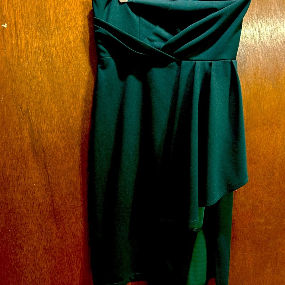 Emerald Green Strapless Stunner
